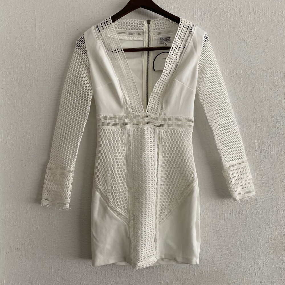 NWT Saboskirt white dress with beautiful details